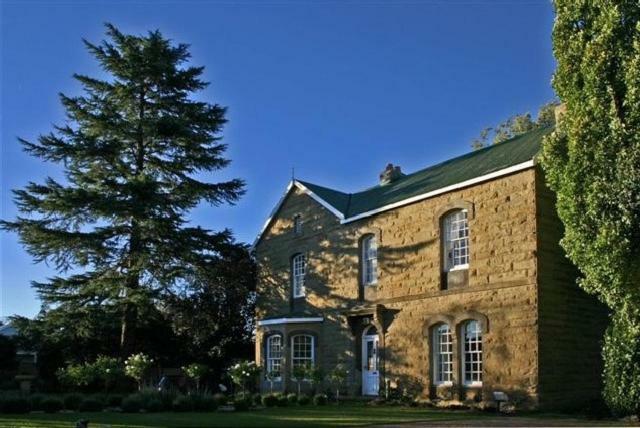 Ferienwohnung Rose Garden Manor House Harrismith Exterior foto